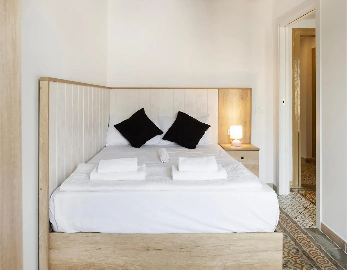 Historic Barcelona Gem 3Br By Boqueria Apartment 0*,